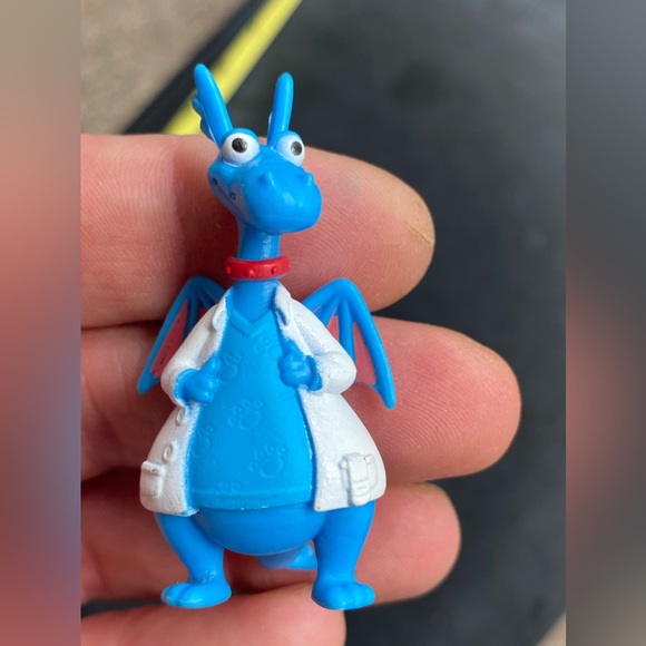 Doc Mcstuffins Stuffy, Doc Mcstuffins Figure, Disney Just Play Doc Mcstuffins - Picture 2 of 7